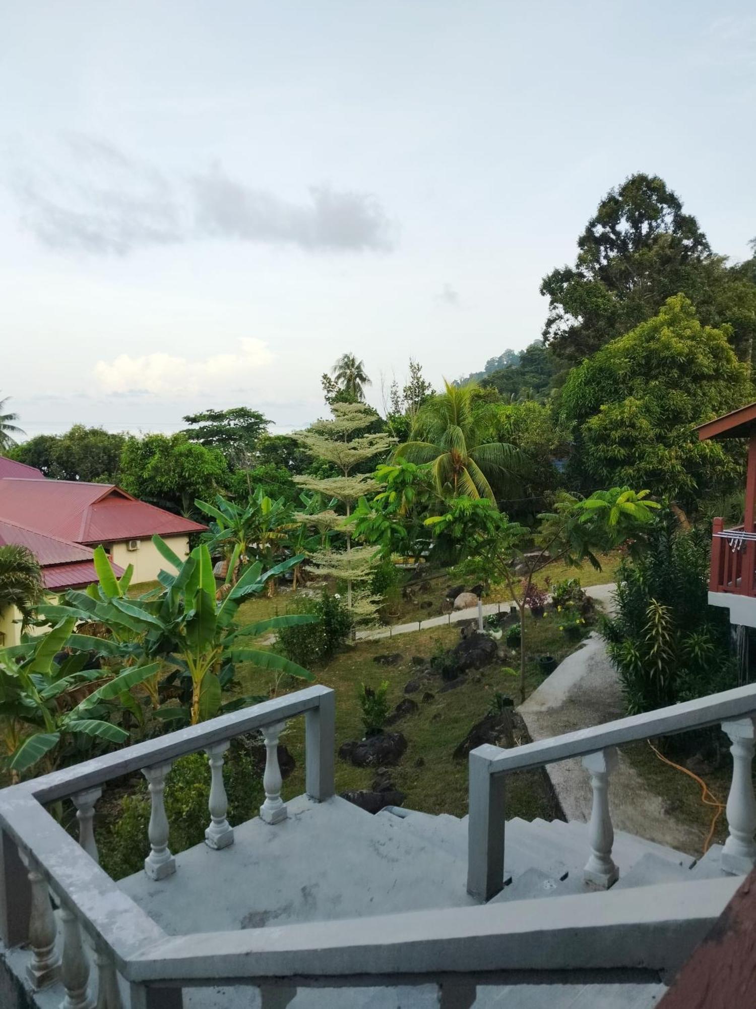 Restu Chalet Tioman Kampong Ayer Batang Екстериор снимка