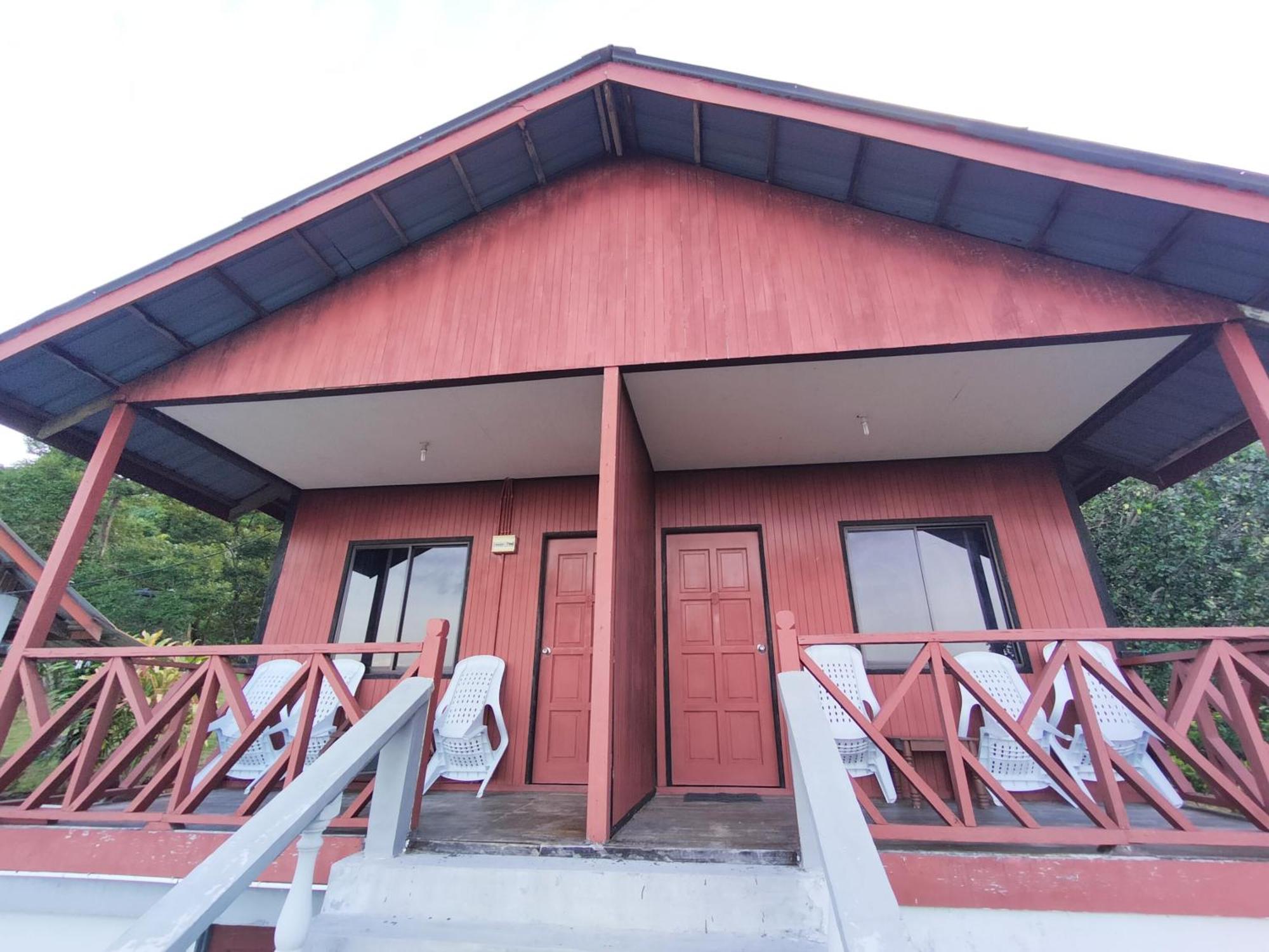 Restu Chalet Tioman Kampong Ayer Batang Екстериор снимка