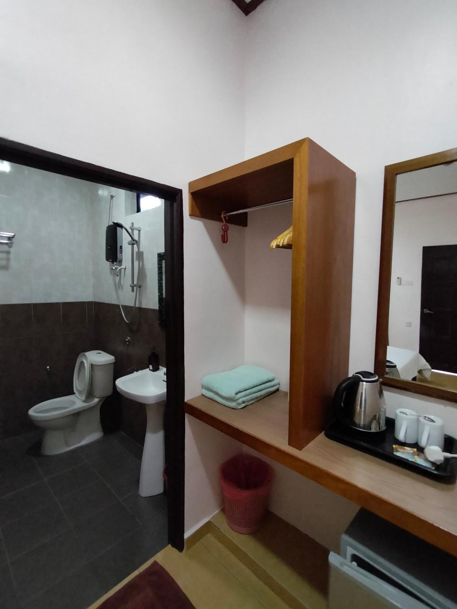Restu Chalet Tioman Kampong Ayer Batang Екстериор снимка