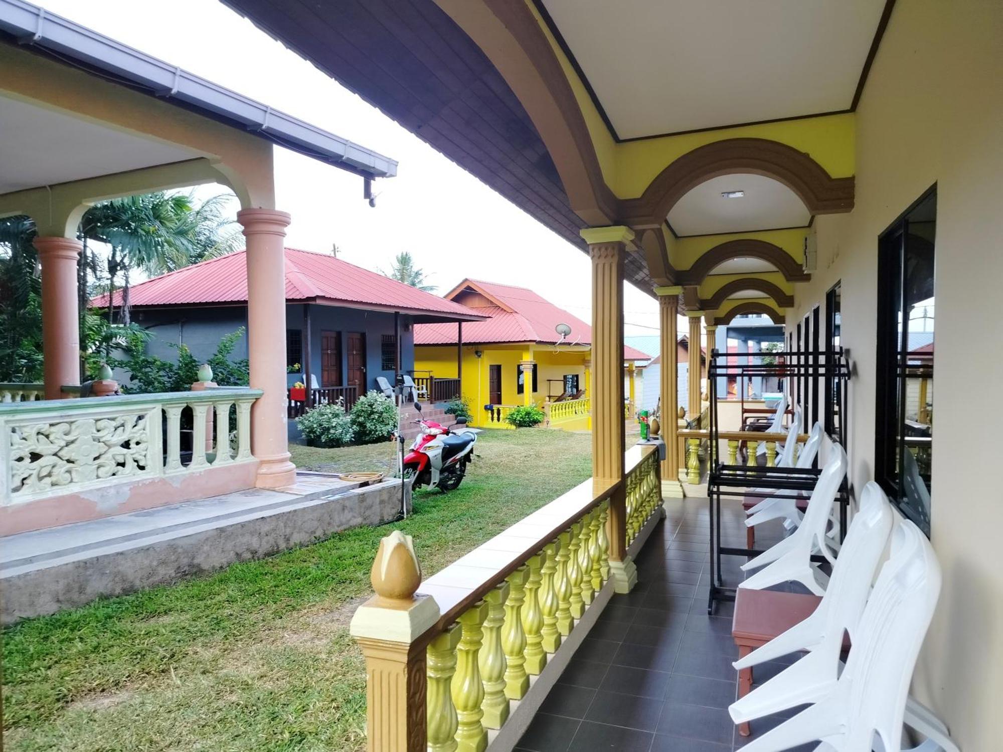 Restu Chalet Tioman Kampong Ayer Batang Екстериор снимка