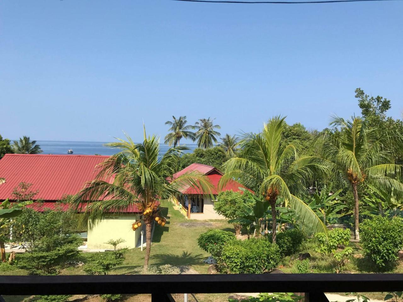 Restu Chalet Tioman Kampong Ayer Batang Екстериор снимка